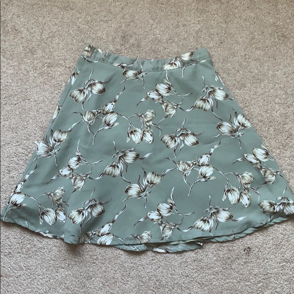 ⭐2 for 10⭐ Polyester Floral Pastel Mini Skirt 🌷
